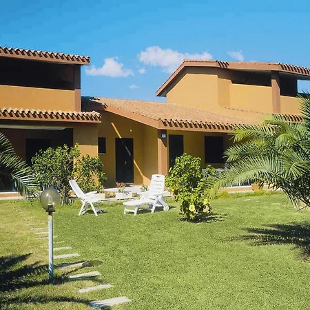 On Near Sandy كوستا ري